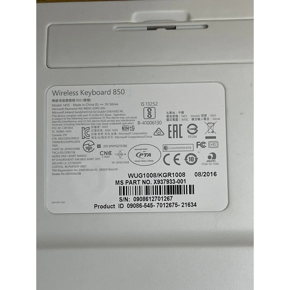 Microsoft 850 Wireless Desktop Keyboard. M.1